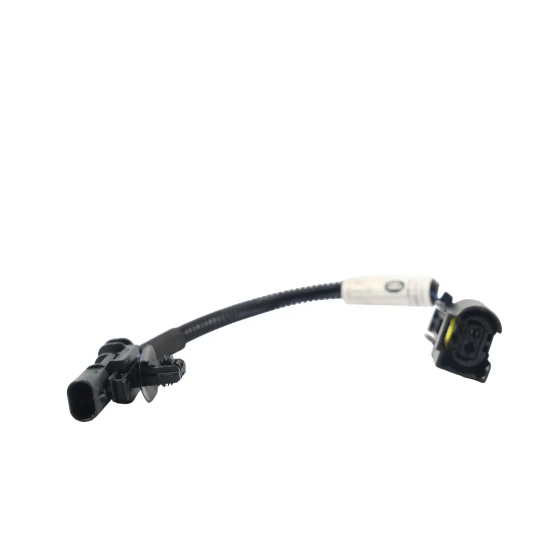 Wiązka Alternatora Adapter G4D3-9137-DB do Land Rover Discovery Sport L550 o numerze LR070822 Land Rover Discovery Sport L550 Wiązka Alternatora Adapter G4D3-9137-DB - SKU LR070822 - Numer Części LR070822