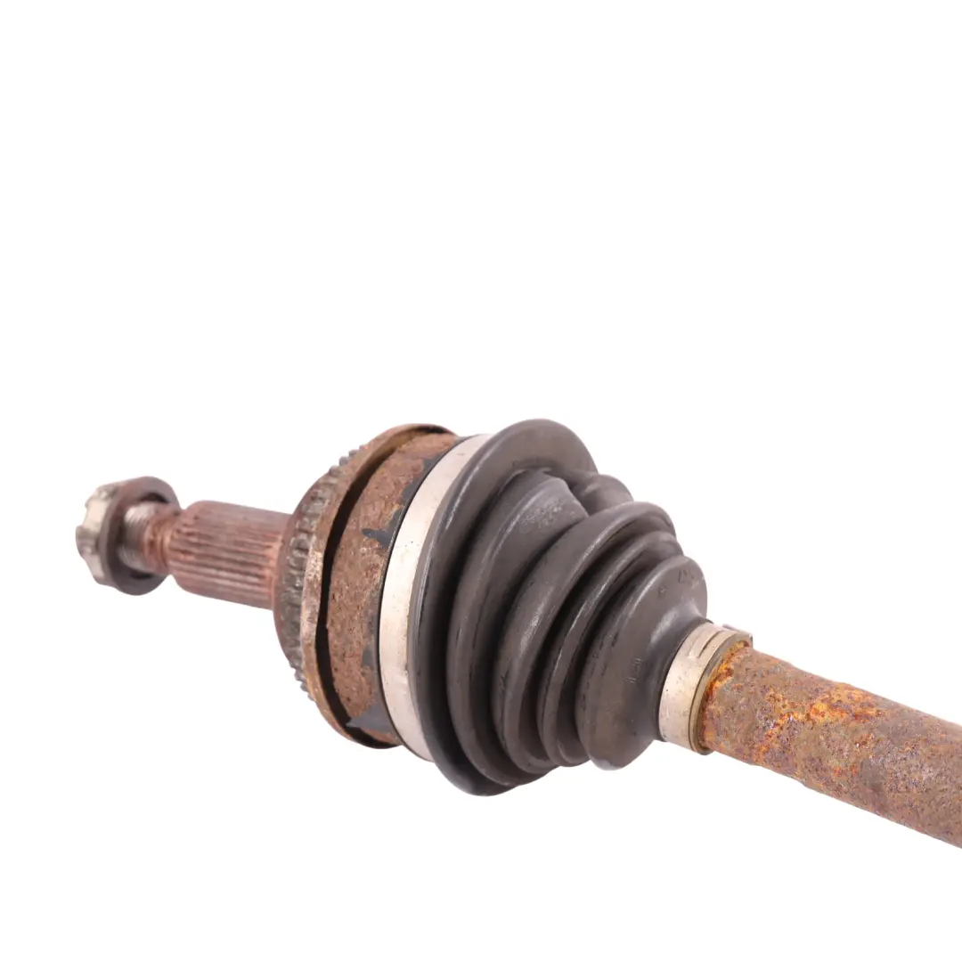 Axle Driveshaft Right O/S 5H22-4B457-EC to Land Rover Discovery 4 L319 Rear with Part number LR071933 Land Rover Discovery 4 L319 Rear Axle Driveshaft Right O/S 5H22-4B457-EC - SKU LR071933 - Part number LR071933