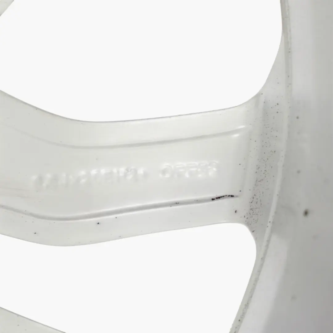 Jante Alliage Argent 20" ET:53 8.5J FH22-1007-AA pour Land Rover Discovery 4 L319 à propos du numéro de pièce LR072689 Land Rover Discovery 4 L319 Jante Alliage Argent 20" ET:53 8.5J FH22-1007-AA - SKU LR072689-1 - Numéro de pièce LR072689