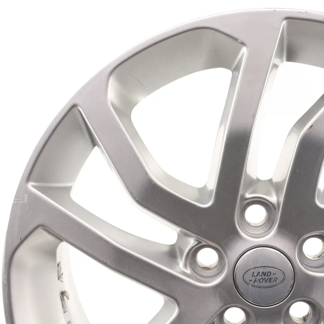 Silber Alu Felge 20" ET:53 8.5J FH22-1007-AA für Land Rover Discovery 4 L319 mit Teilenummer LR072689 Land Rover Discovery 4 L319 Silber Alu Felge 20" ET:53 8.5J FH22-1007-AA - SKU LR072689-1 - Teilenummer LR072689