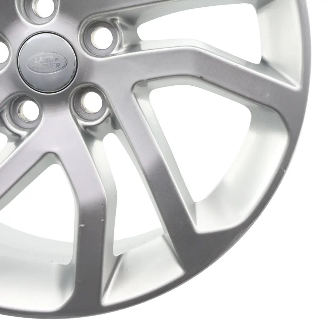 Silber Alu Felge 20" ET:53 8.5J FH22-1007-AA für Land Rover Discovery 4 L319 mit Teilenummer LR072689 Land Rover Discovery 4 L319 Silber Alu Felge 20" ET:53 8.5J FH22-1007-AA - SKU LR072689-1 - Teilenummer LR072689
