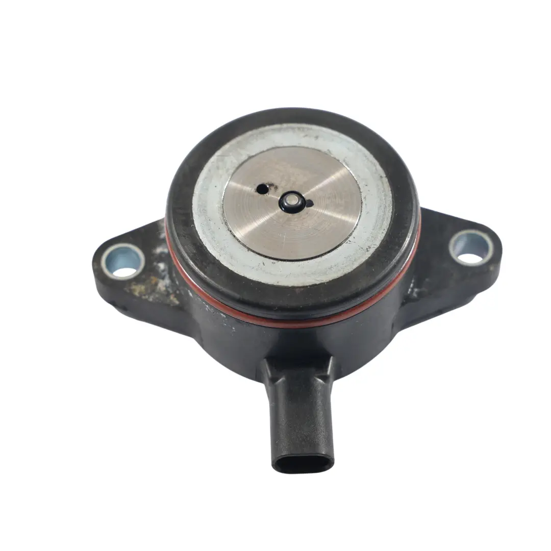 Timing Cover Solenoid 2.0 Diesel to Land Rover Discovery Sport L550 with Part number LR073778 Land Rover Discovery Sport L550 Timing Cover Solenoid 2.0 Diesel - SKU LR073778 - Part number LR073778