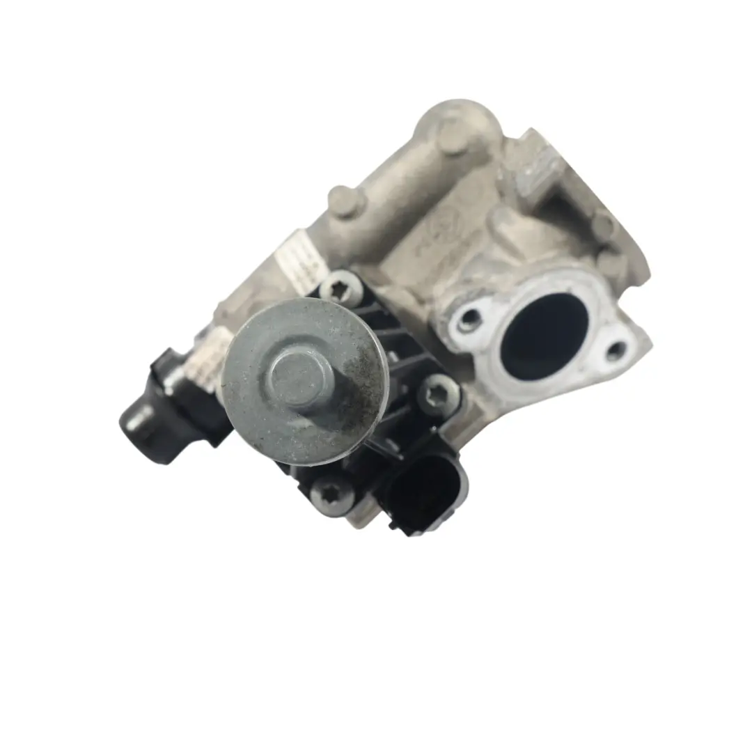 Zawór EGR 2.0 Diesel AJ200 G4D3-9D475-BC do Land Rover Discovery Sport L550 o numerze LR110291 Land Rover Discovery Sport L550 Zawór EGR 2.0 Diesel AJ200 G4D3-9D475-BC - SKU LR110291 - Numer Części LR110291