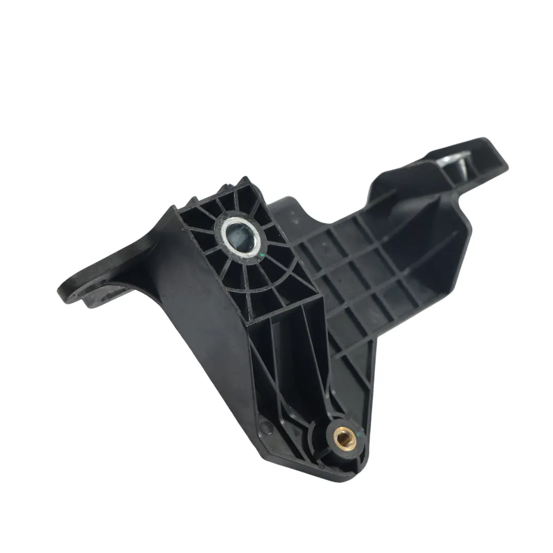 Support Refroidisseur 204DT K8D2-9C131-AA pour Land Rover Discovery Sport L550 à propos du numéro de pièce LR112193 Land Rover Discovery Sport L550 Support Refroidisseur 204DT K8D2-9C131-AA - SKU LR112193 - Numéro de pièce LR112193