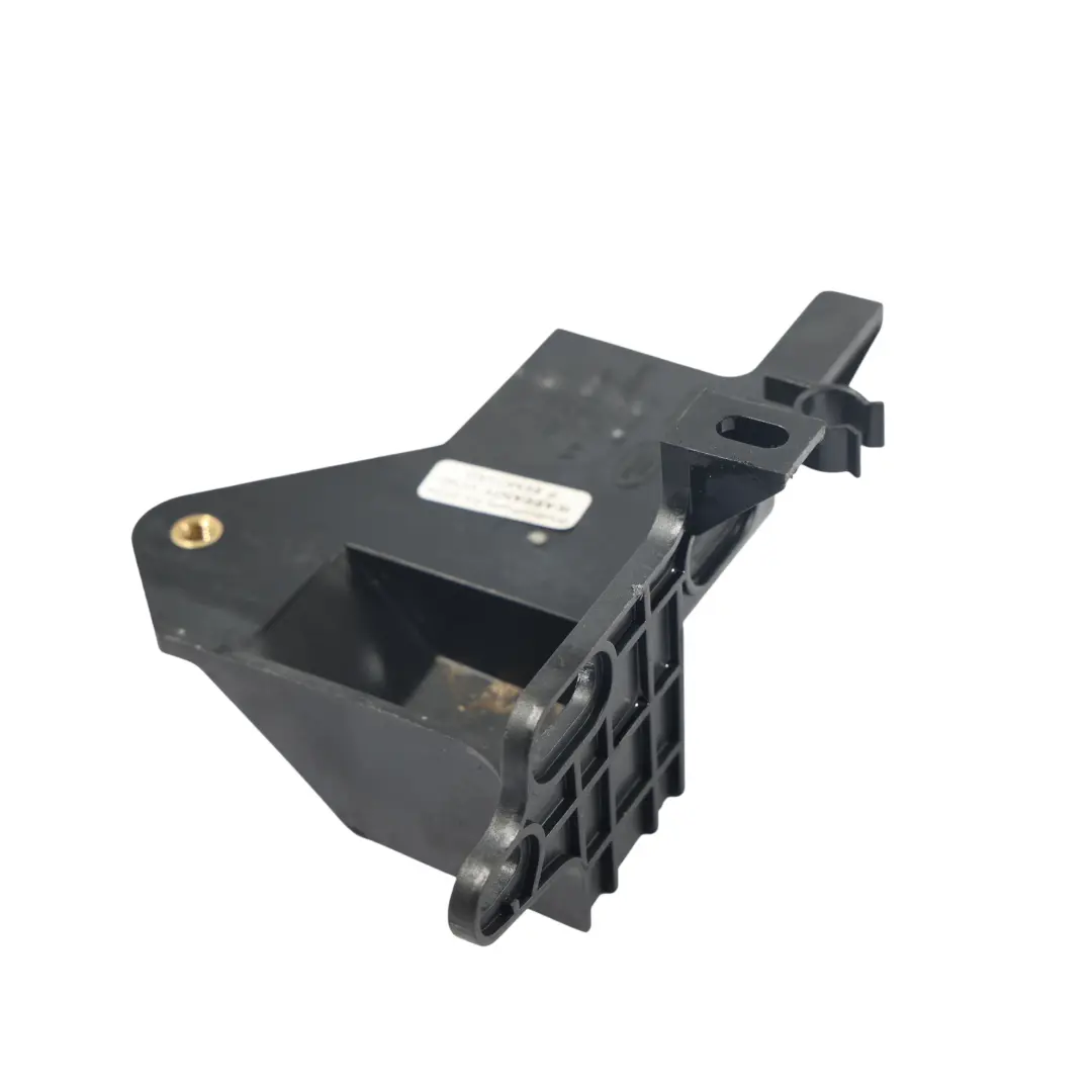 Soporte Refrigerador 204DT K8D2-9C131-AA para Land Rover Discovery Sport L550 con número de pieza LR112193 Land Rover Discovery Sport L550 Soporte Refrigerador 204DT K8D2-9C131-AA - SKU LR112193 - Número de pieza LR112193