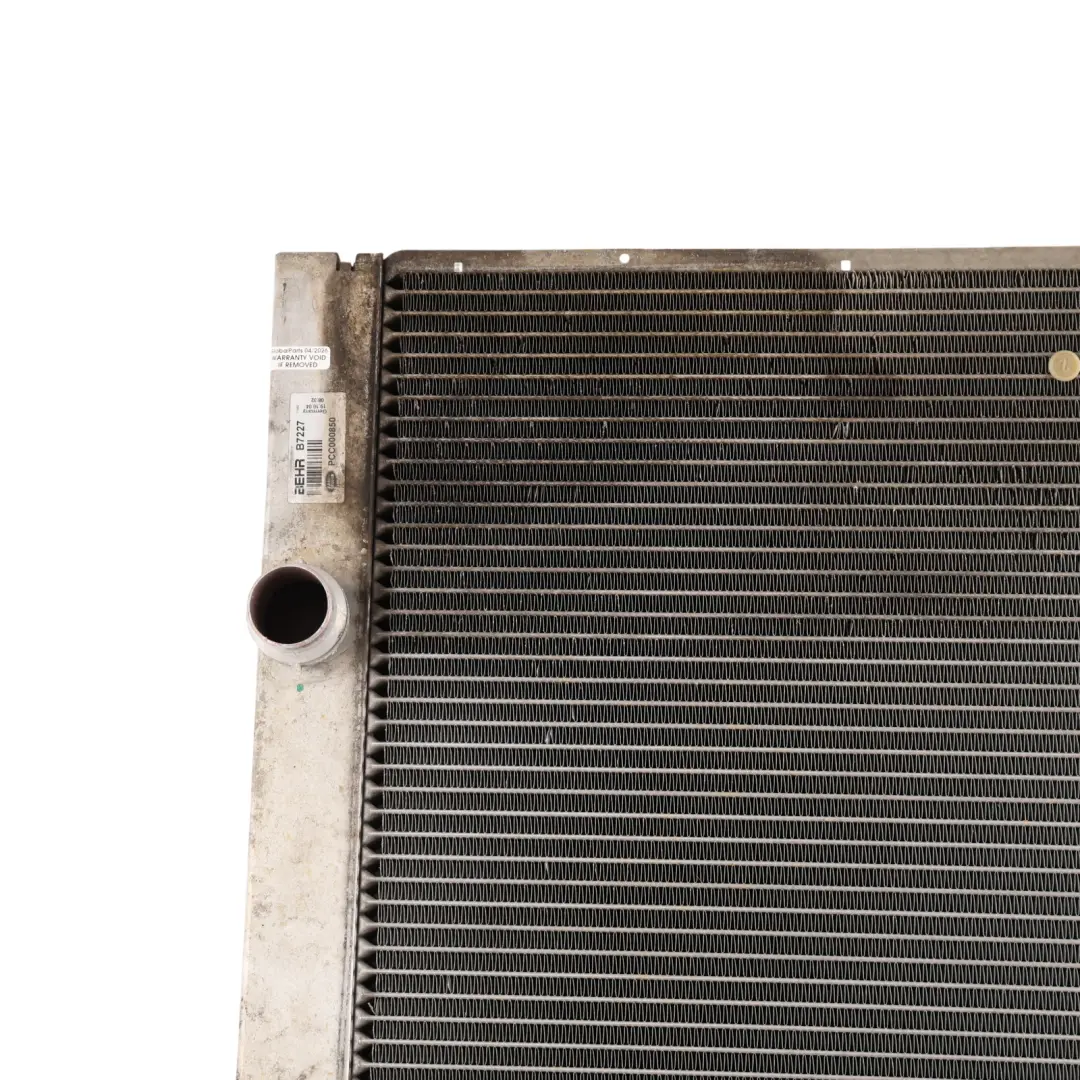 Water Coolant Radiator Cooler 4.4 V8 to Range Rover L322 with Part number PCC000850 Range Rover L322 Water Coolant Radiator Cooler 4.4 V8 - SKU PCC000850 - Part number PCC000850