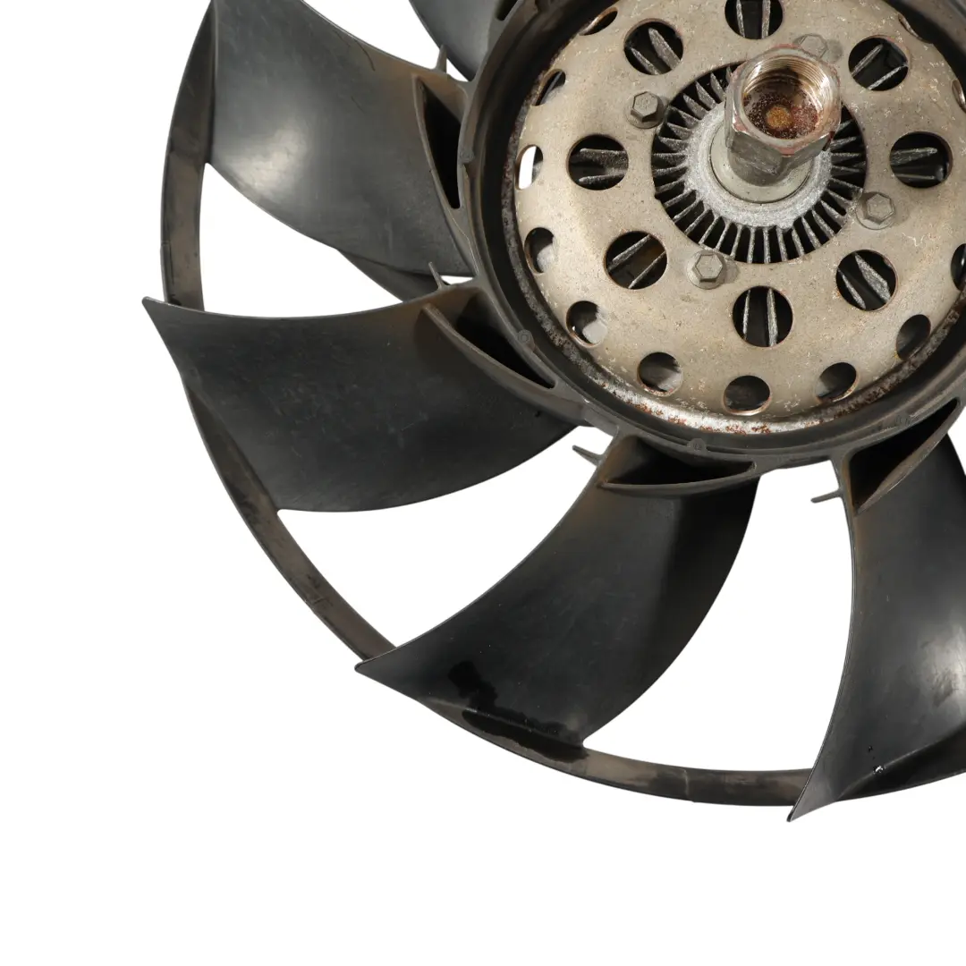 Viscous Fan Clutch Blade Motor to Land Rover Discovery 3 L319 2.7 TDV6 with Part number PGG500270 Land Rover Discovery 3 L319 2.7 TDV6 Viscous Fan Clutch Blade Motor - SKU PGG500270 - Part number PGG500270