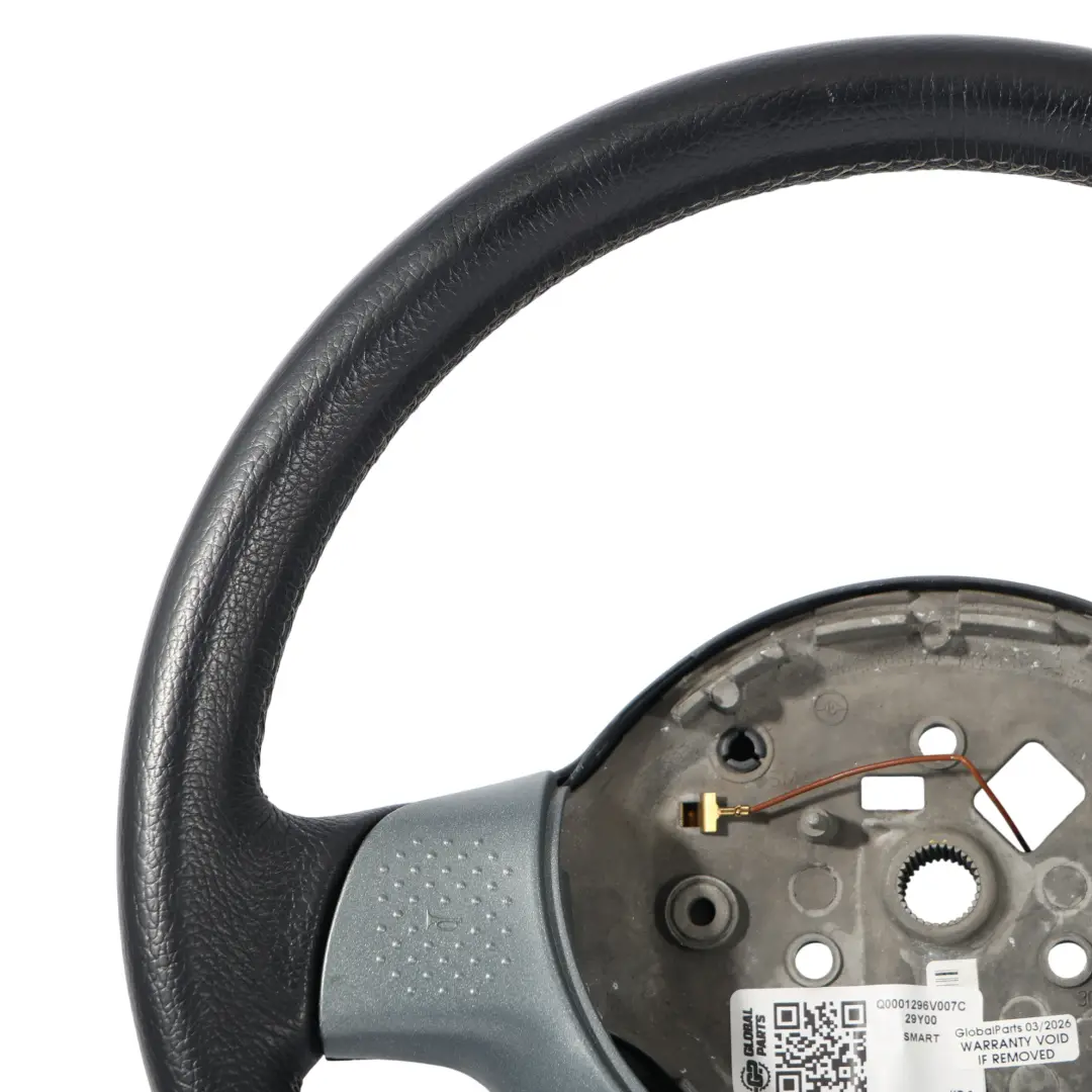 Smart Fortwo 450 Volant Cuir Noir 305178641 - SKU Q0001296V007C29Y00 - Numéro de pièce Q0001296V007C29Y00
