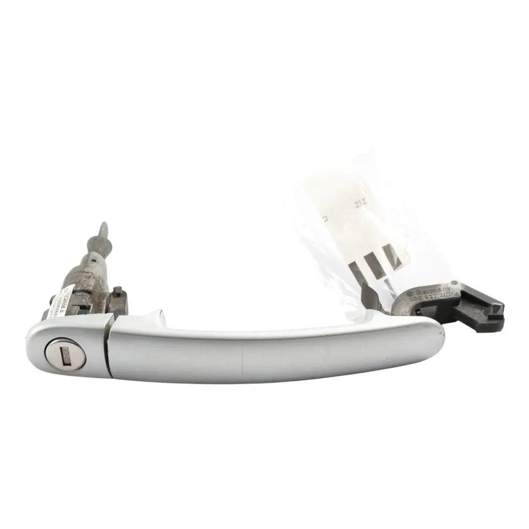 Volkswagen Golf Mk6 Front Door Handle Left N/S Reflex Silver - A7W - SKU RHD-3B0837205G-RES1 - Part number 3B0837205G