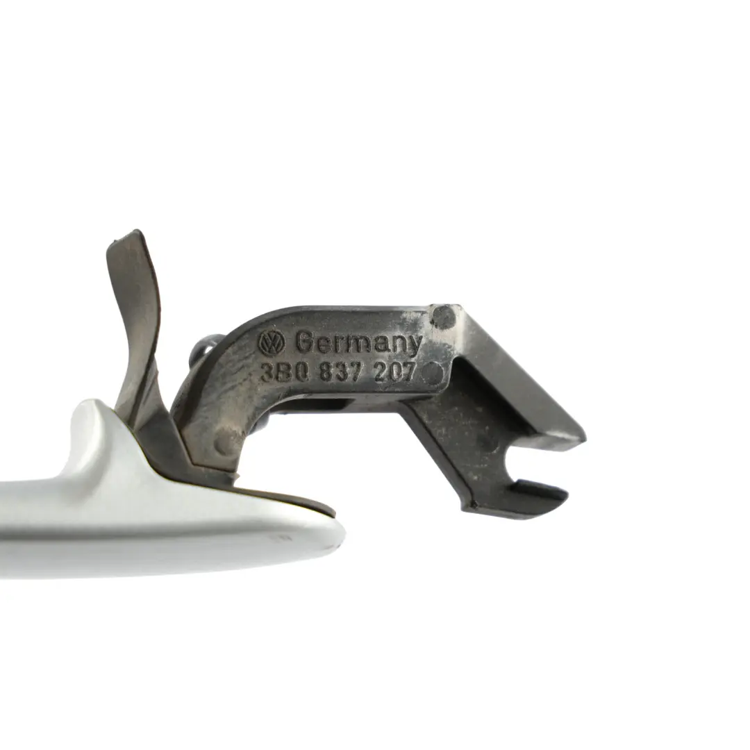 Mk6 Front Door Handle Left N/S Reflex Silver - A7W to Volkswagen Golf with Part number 3B0837205G Volkswagen Golf Mk6 Front Door Handle Left N/S Reflex Silver - A7W - SKU RHD-3B0837205G-RES1 - Part number 3B0837205G