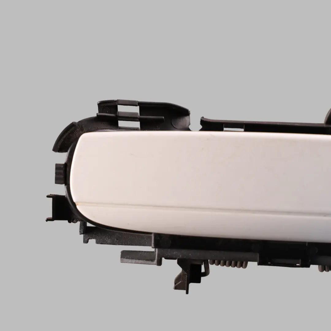 Audi A3 8P Exterior Door Handle Grab Front Right O/S Ibis White - Y9C - SKU RHD-4F0837208B-IWH - Part number 4F0837208B
