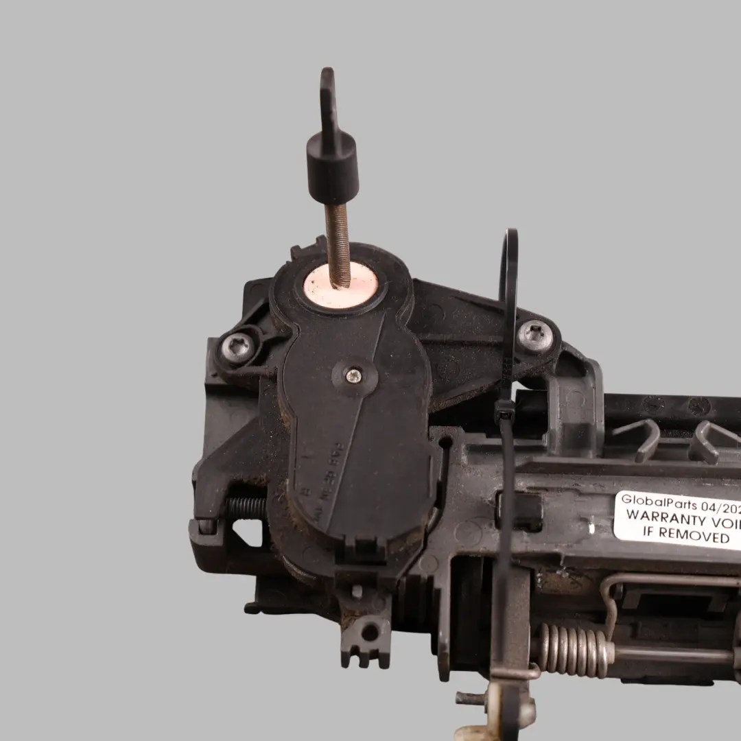 Exterior Door Handle Grab Front Right O/S Ibis White - Y9C to Audi A3 8P with Part number 4F0837208B Audi A3 8P Exterior Door Handle Grab Front Right O/S Ibis White - Y9C - SKU RHD-4F0837208B-IWH - Part number 4F0837208B