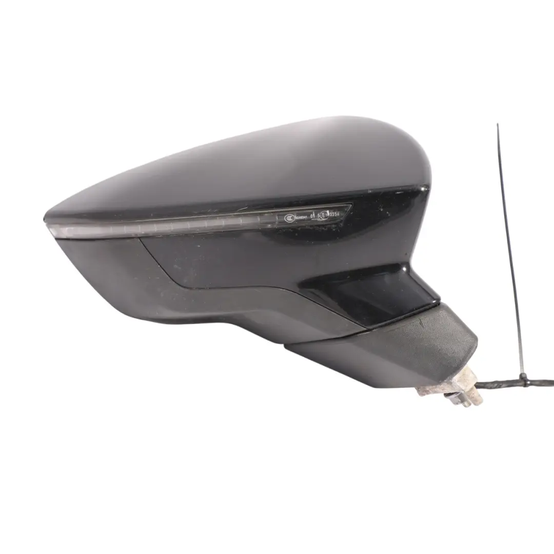 Mk3 5F Wing Mirror Front Right O/S Mythical Black - Y9T to Seat Leon with Part number 5F2857508P Seat Leon Mk3 5F Wing Mirror Front Right O/S Mythical Black - Y9T - SKU RHD-5F2857508P-MYB - Part number 5F2857508P