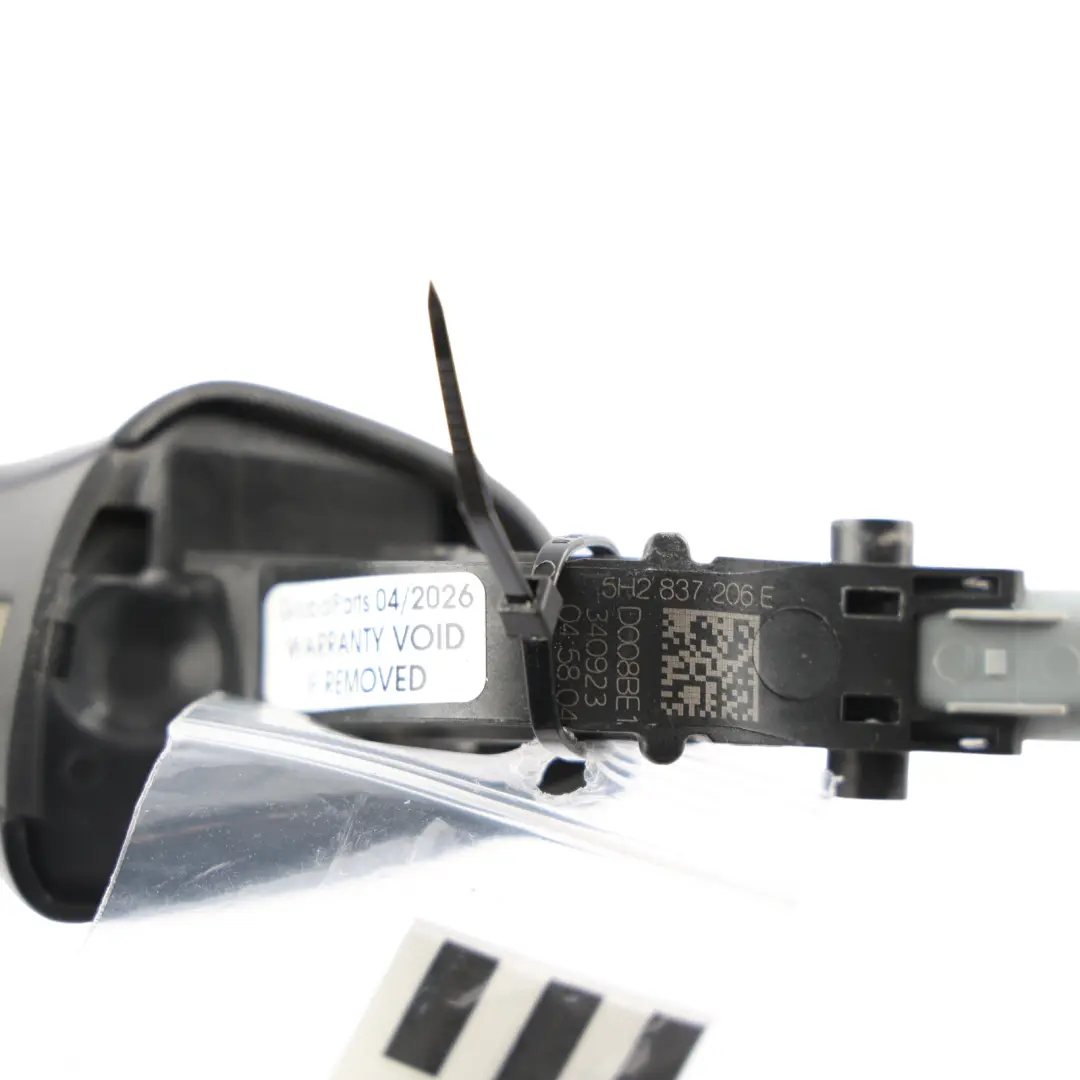 VW Golf Mk8 Front Door Handle Keyless Outer Right O/S Deep Black Pearl - C9X - SKU RHD-5H2837206E-DBL - Part number 5H2837206E