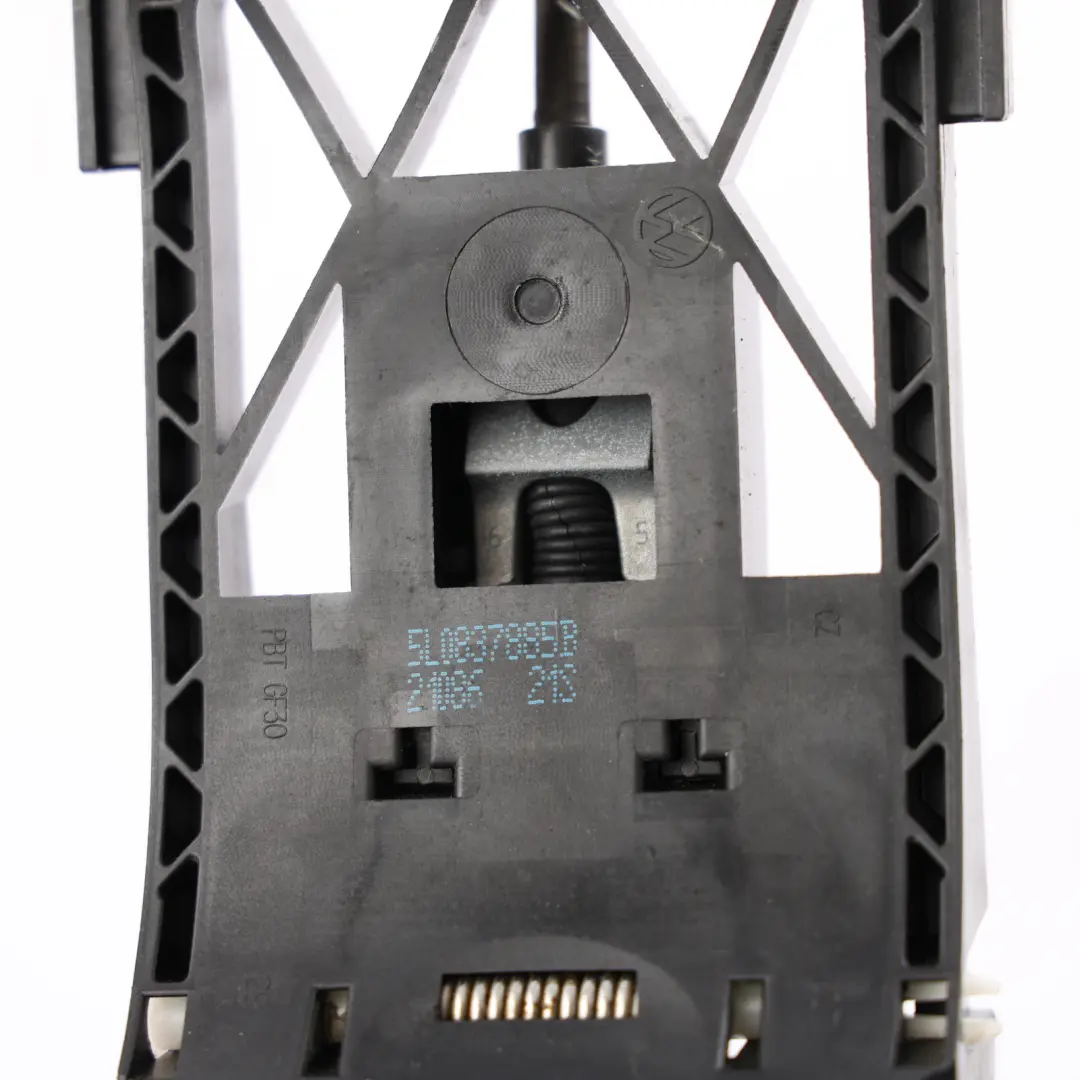 MK3 Support Poignée Porte Extérieure Côté Conducteur pour Skoda Octavia à propos du numéro de pièce 5L0837885B Skoda Octavia MK3 Support Poignée Porte Extérieure Côté Conducteur - SKU 5L0837885B - Numéro de pièce 5L0837885B