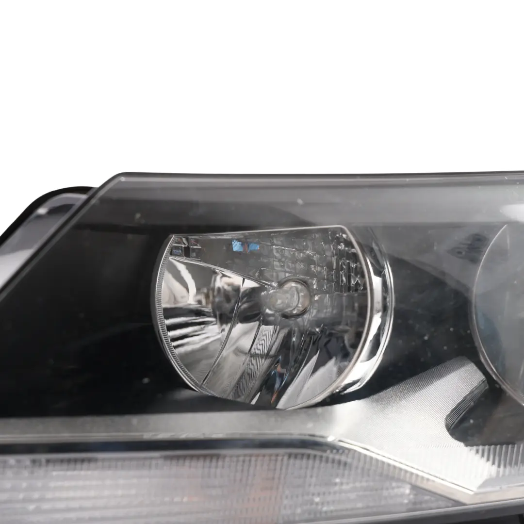 Mk1 5N Headlight Headlamp Front Halogen Left N/S to Volkswagen Tiguan with Part number 5N2941005C Volkswagen Tiguan Mk1 5N Headlight Headlamp Front Halogen Left N/S - SKU RHD-5N2941005C - Part number 5N2941005C