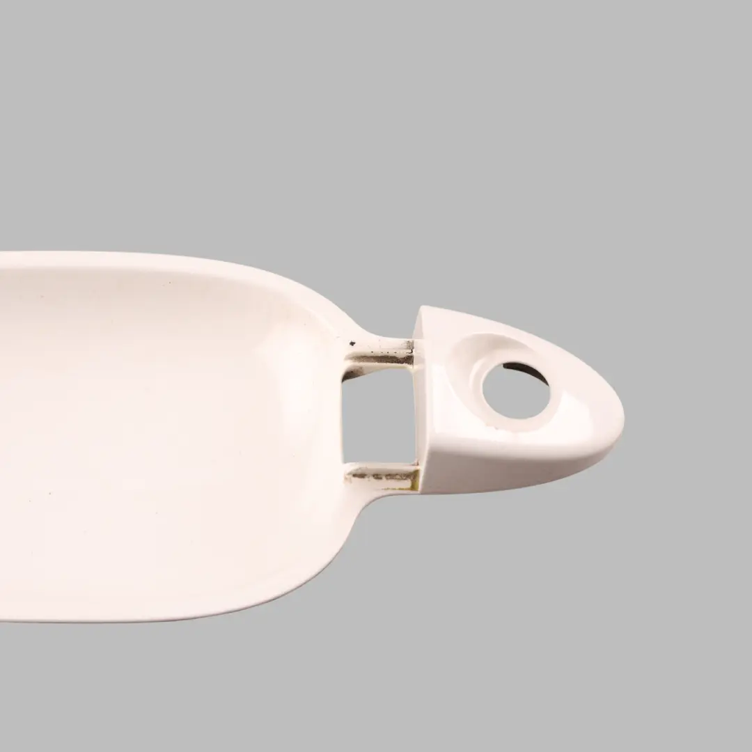 Front Door Handle Base Carrier Right O/S Alpinweiss 3 - 300 to BMW E60 E61 with Part number 7191914 BMW E60 E61 Front Door Handle Base Carrier Right O/S Alpinweiss 3 - 300 - SKU RHD-7191914-AW - Part number 7191914