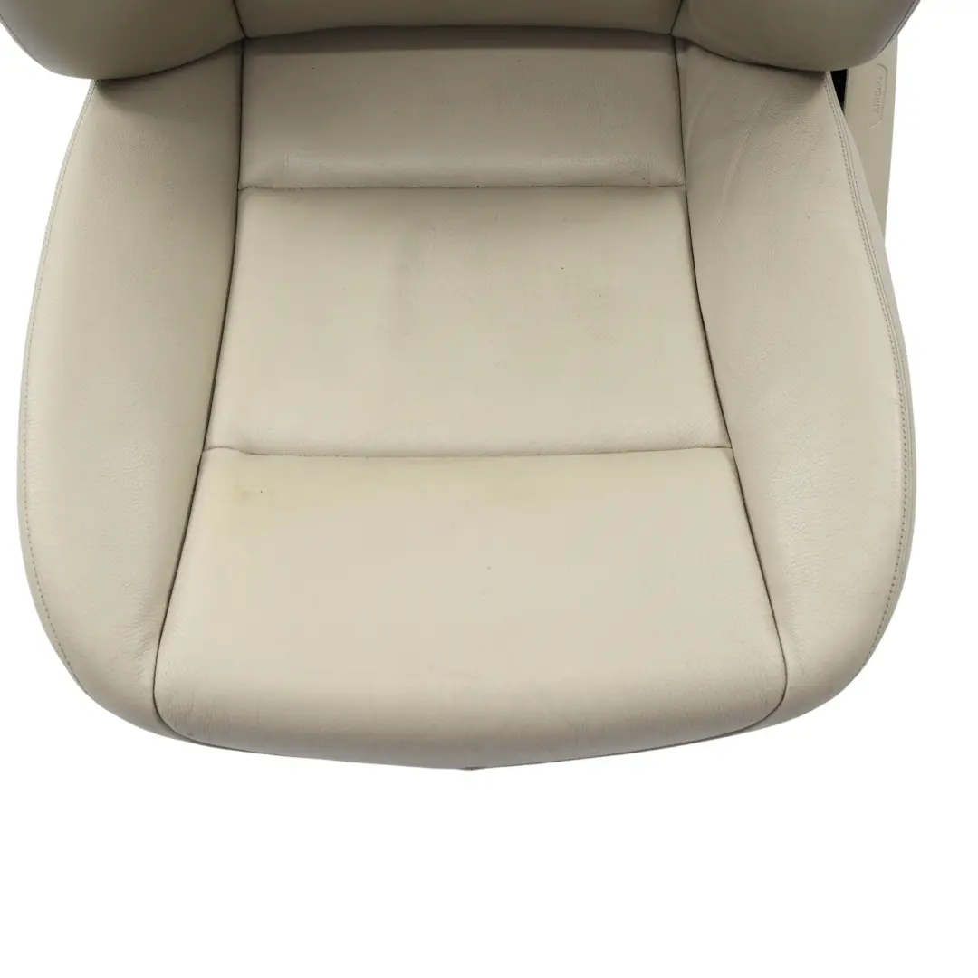 Fotel Lewy Comfort Podgrzewany Memory Skóra Dakota Oyster do BMW F01 F10 F11 o numerze 7255067 BMW F01 F10 F11 Fotel Lewy Comfort Podgrzewany Memory Skóra Dakota Oyster - SKU RHD-7255067-1 - Numer Części 7255067