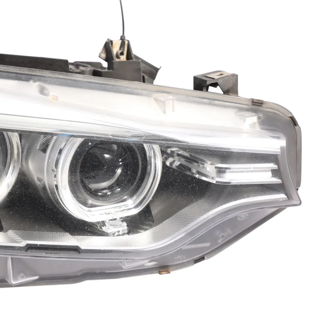 Front Head Light Lamp Headlight Headlamp Right O/S to BMW F33 F80 F82 with Part number 7399106 BMW F33 F80 F82 Front Head Light Lamp Headlight Headlamp Right O/S - SKU RHD-7399106 - Part number 7399106