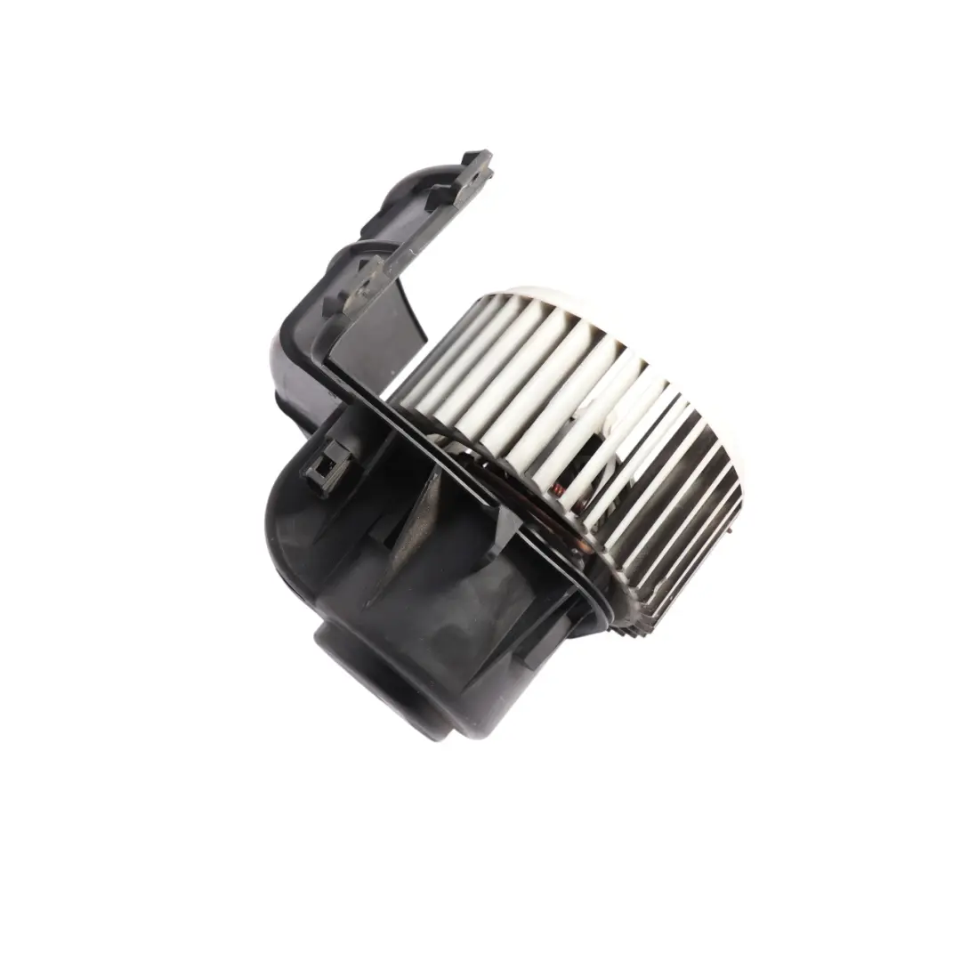 Heater Blower Motor Fan Air Conditioning to Volkswagen VW Transporter T5 with Part number 7H2819021B Volkswagen VW Transporter T5 Heater Blower Motor Fan Air Conditioning - SKU RHD-7H2819021B - Part number 7H2819021B