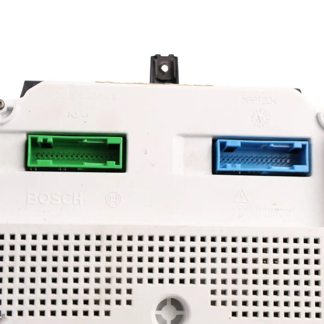 7L Instrument Cluster Speedometer Petrol Automatic to Volkswagen Touareg with Part number 7L6920970 Volkswagen Touareg 7L Instrument Cluster Speedometer Petrol Automatic - SKU RHD-7L6920970 - Part number 7L6920970