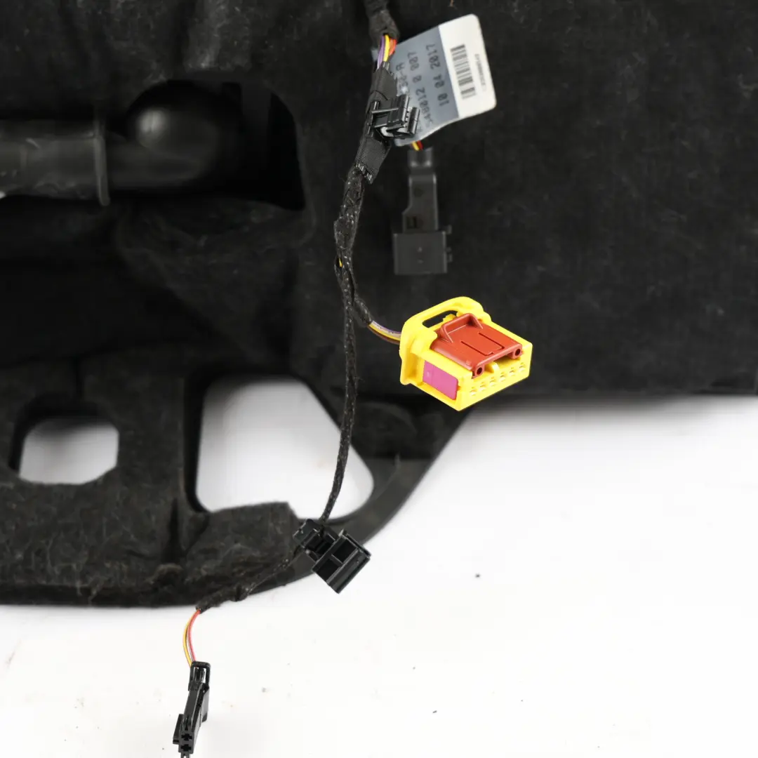 Dashboard Glove Box Passenger Storage Stowage Compartment to Audi A4 A5 with Part number 8W2857035 Audi A4 A5 Dashboard Glove Box Passenger Storage Stowage Compartment - SKU RHD-8W2857035 - Part number 8W2857035