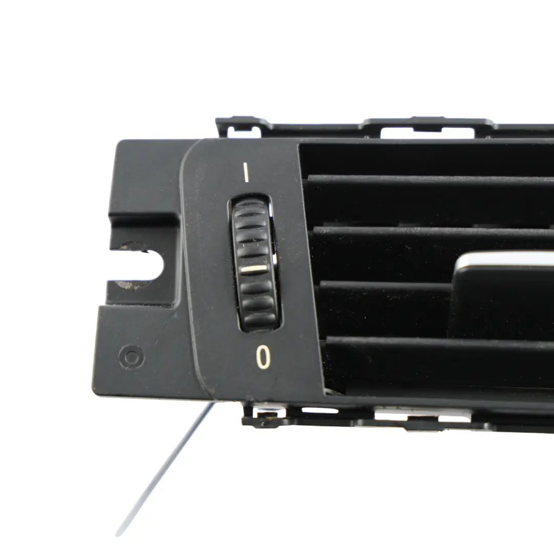 Fresh Air Grille Centre Dash Vent Nozzle to BMW E90 E91 E92 E93 with Part number 9123302 BMW E90 E91 E92 E93 Fresh Air Grille Centre Dash Vent Nozzle - SKU RHD-9123302 - Part number 9123302