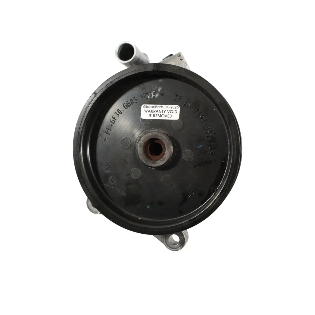 M271 Petrol Engine Power Steering Pump to Mercedes W204 with Part number A0064667501 Mercedes W204 M271 Petrol Engine Power Steering Pump - SKU RHD-A0064667501 - Part number A0064667501