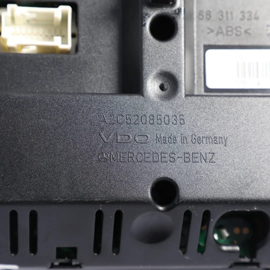 to Mercedes R171 Automatic Petrol with Part number A1715403747 Mercedes R171 Automatic Petrol - SKU RHD-A1715403747 - Part number A1715403747