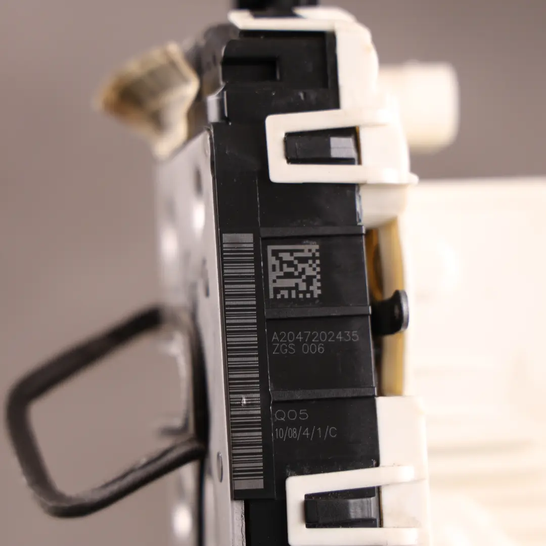 Mercedes W204 W212 Door Lock Front Right O/S Mechanism Actuator - SKU RHD-A2047202435-5 - Part number A2047202435