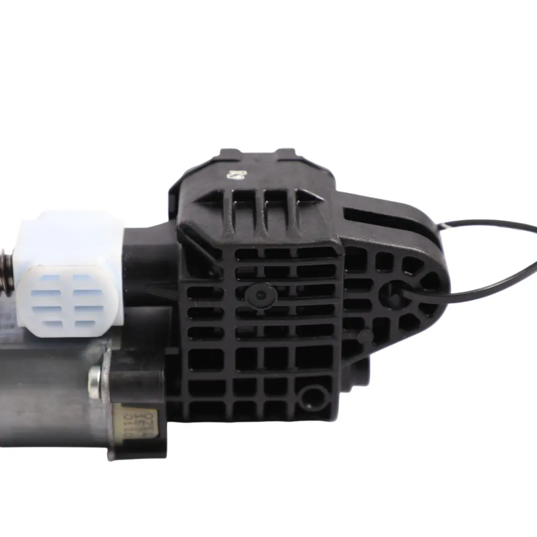 Steering Column Actuator Motor to Mercedes W205 S205 with Part number A2054606701 Mercedes W205 S205 Steering Column Actuator Motor - SKU RHD-A2054606701 - Part number A2054606701