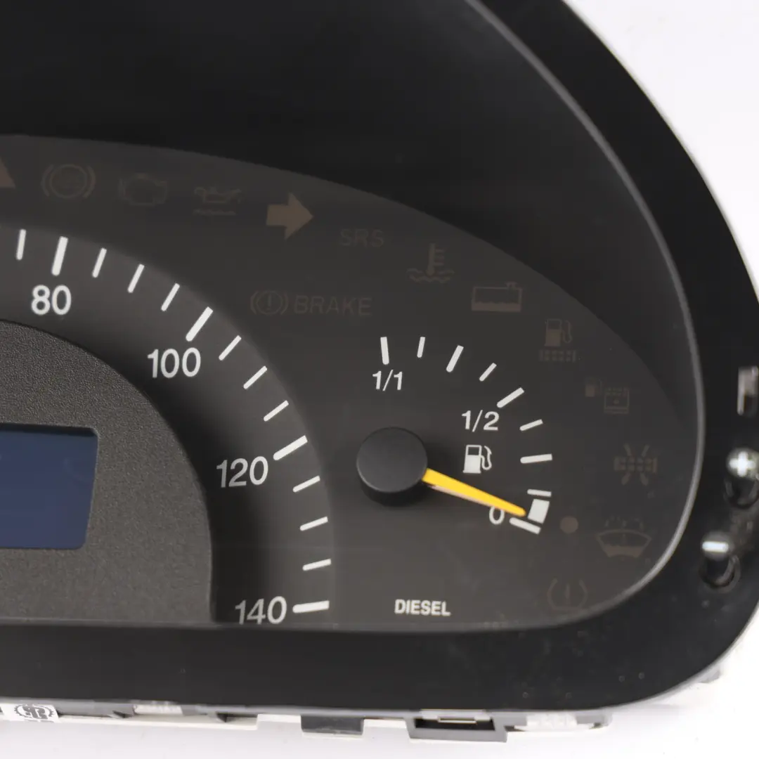 Instrument Cluster Speedometer Diesel Automatic to Mercedes W639 with Part number A6394461721 Mercedes W639 Instrument Cluster Speedometer Diesel Automatic - SKU RHD-A6394461721 - Part number A6394461721