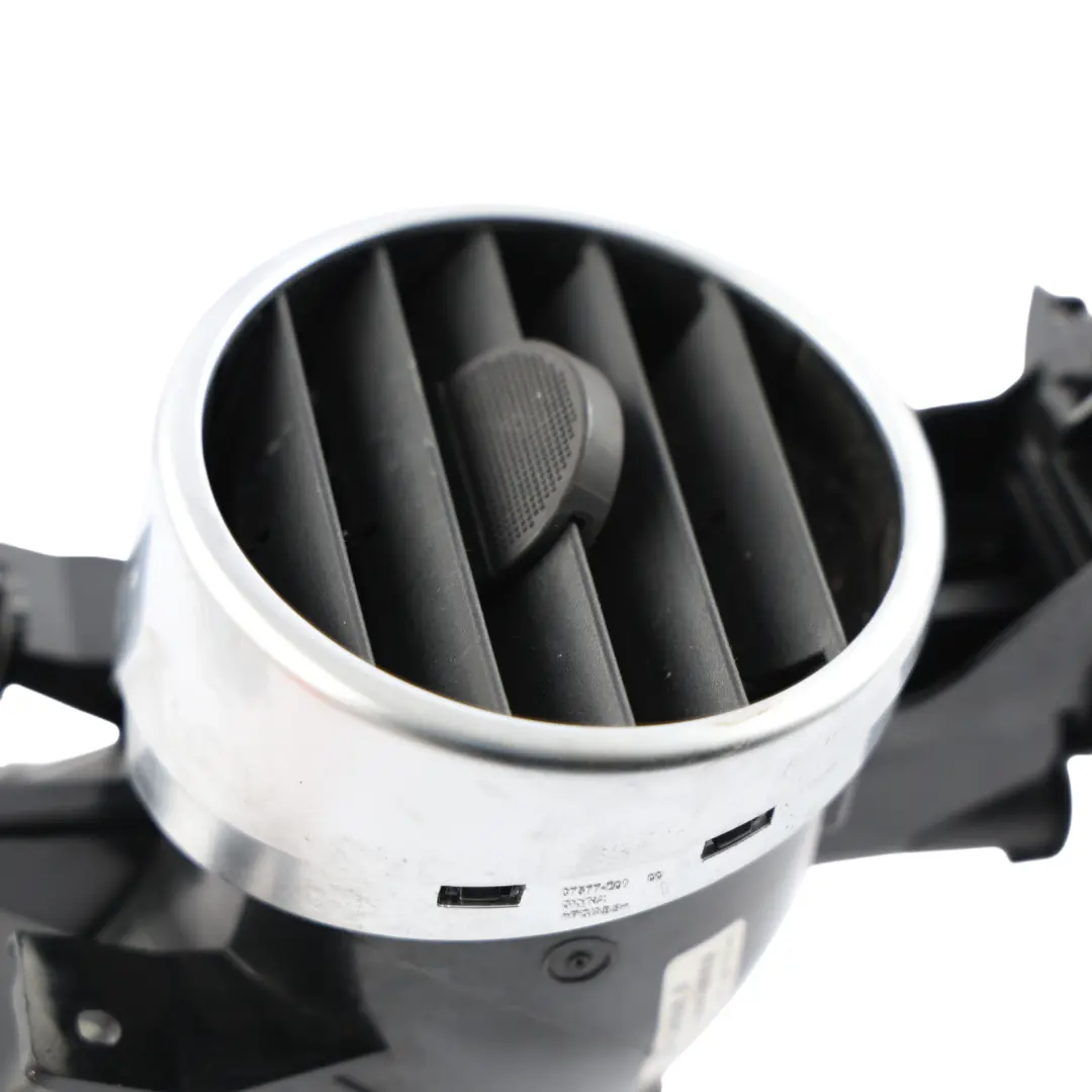 Dashboard Dash Air Vent Right O/S to Land Rover Discovery 4 L319 with Part number AH22-01454-A Land Rover Discovery 4 L319 Dashboard Dash Air Vent Right O/S - SKU RHD-AH22-01454-A - Part number AH22-01454-A