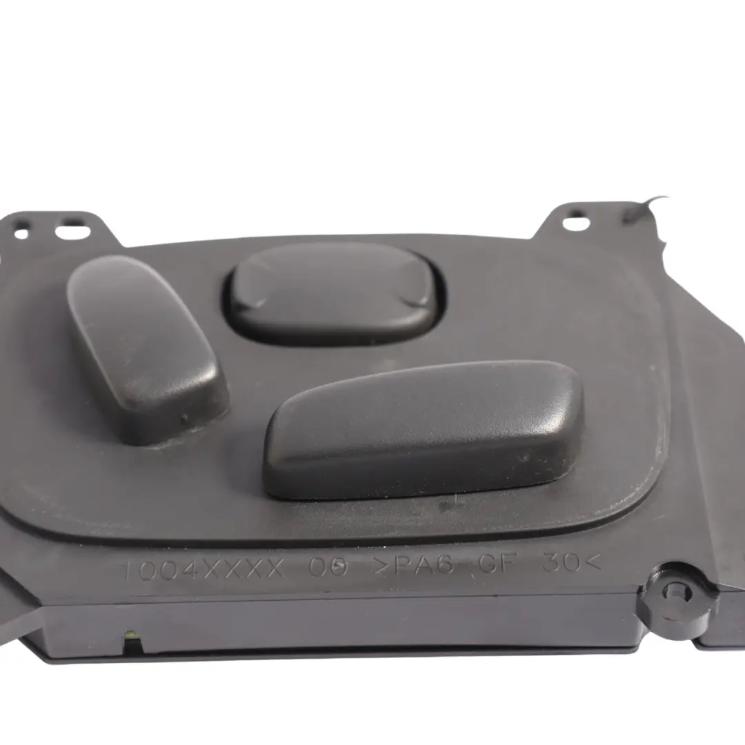 Land Rover Discovery 3 L319 Seat Control Switch Front Right O/S - SKU RHD-AH22-14B566-FB - Part number AH22-14B566-FB