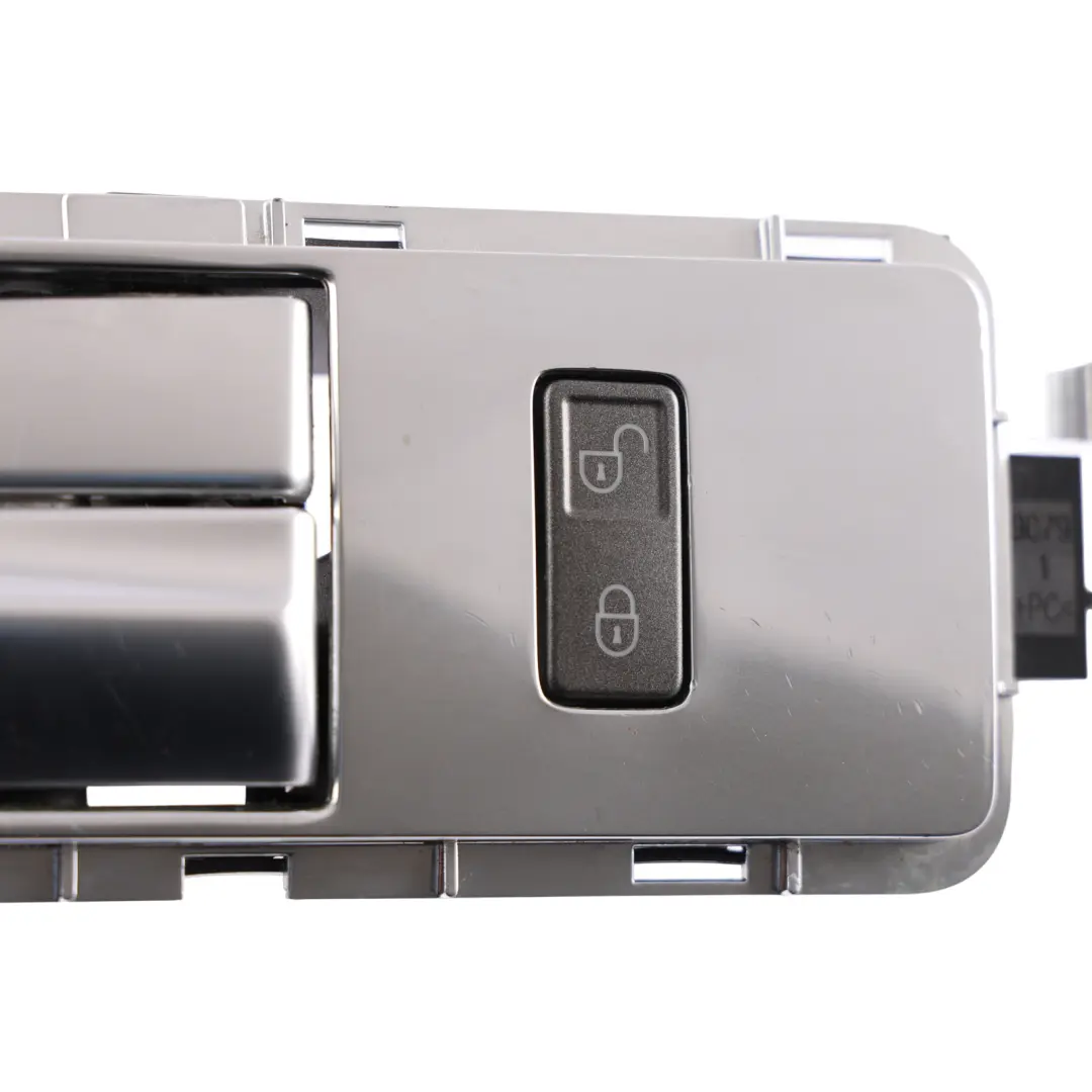 Interior Door Handle Front Right O/S to Land Rover Discovery 4 L319 with Part number AH22-22600-AC Land Rover Discovery 4 L319 Interior Door Handle Front Right O/S - SKU RHD-AH22-22600-AC - Part number AH22-22600-AC