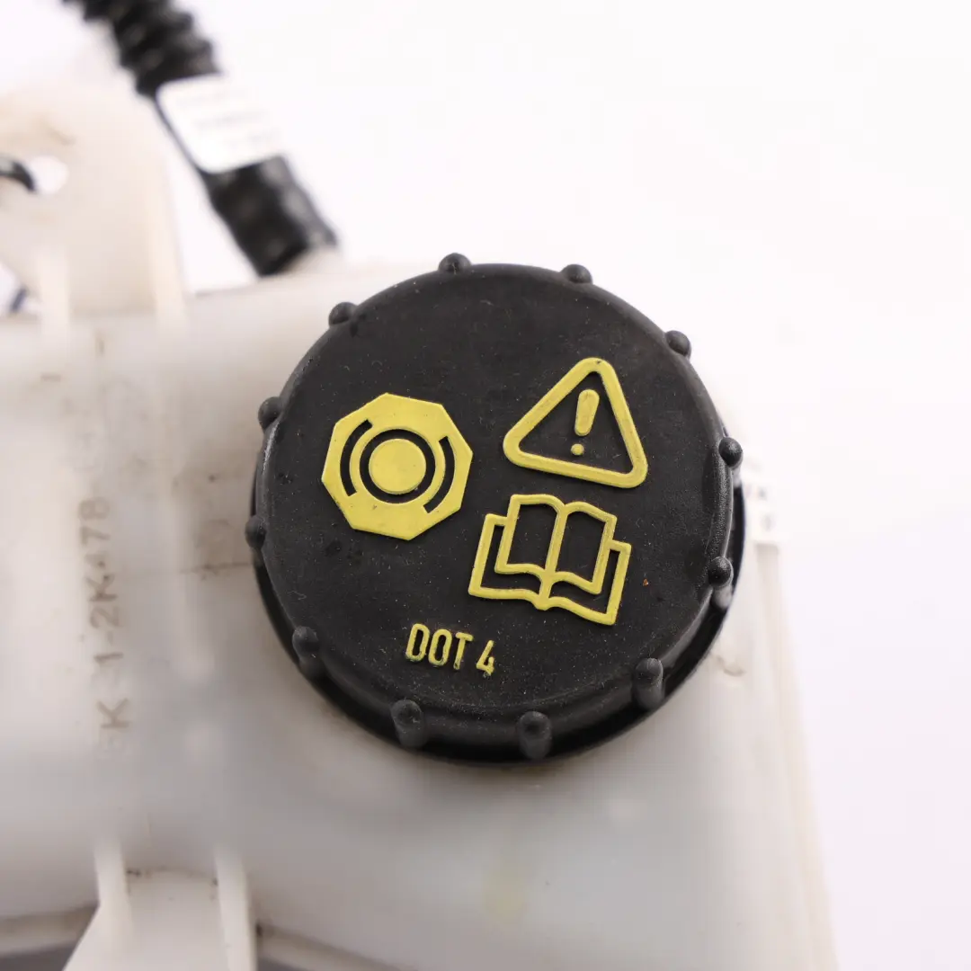 Brake Fluid Reservoir 2.0 EcoBlue Diesel MK8 to Ford Transit Custom with Part number BK21-2K478-BA Ford Transit Custom Brake Fluid Reservoir 2.0 EcoBlue Diesel MK8 - SKU RHD-BK21-2K478-BA - Part number BK21-2K478-BA