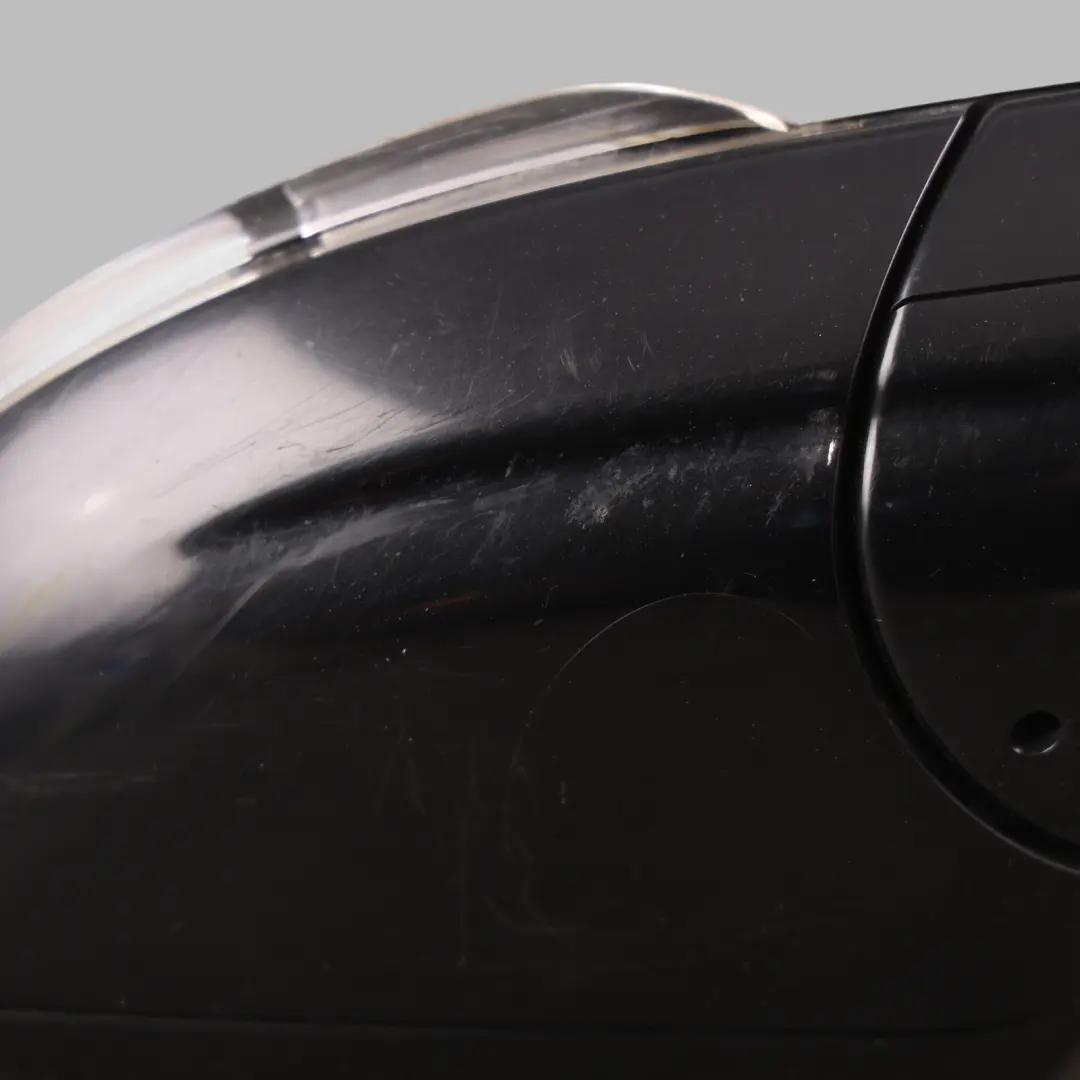 Land Rover Discovery L319 Electric Wing Mirror Right O/S Fuji White-867 - SKU RHD-LR051356-FWH - Part number LR051356