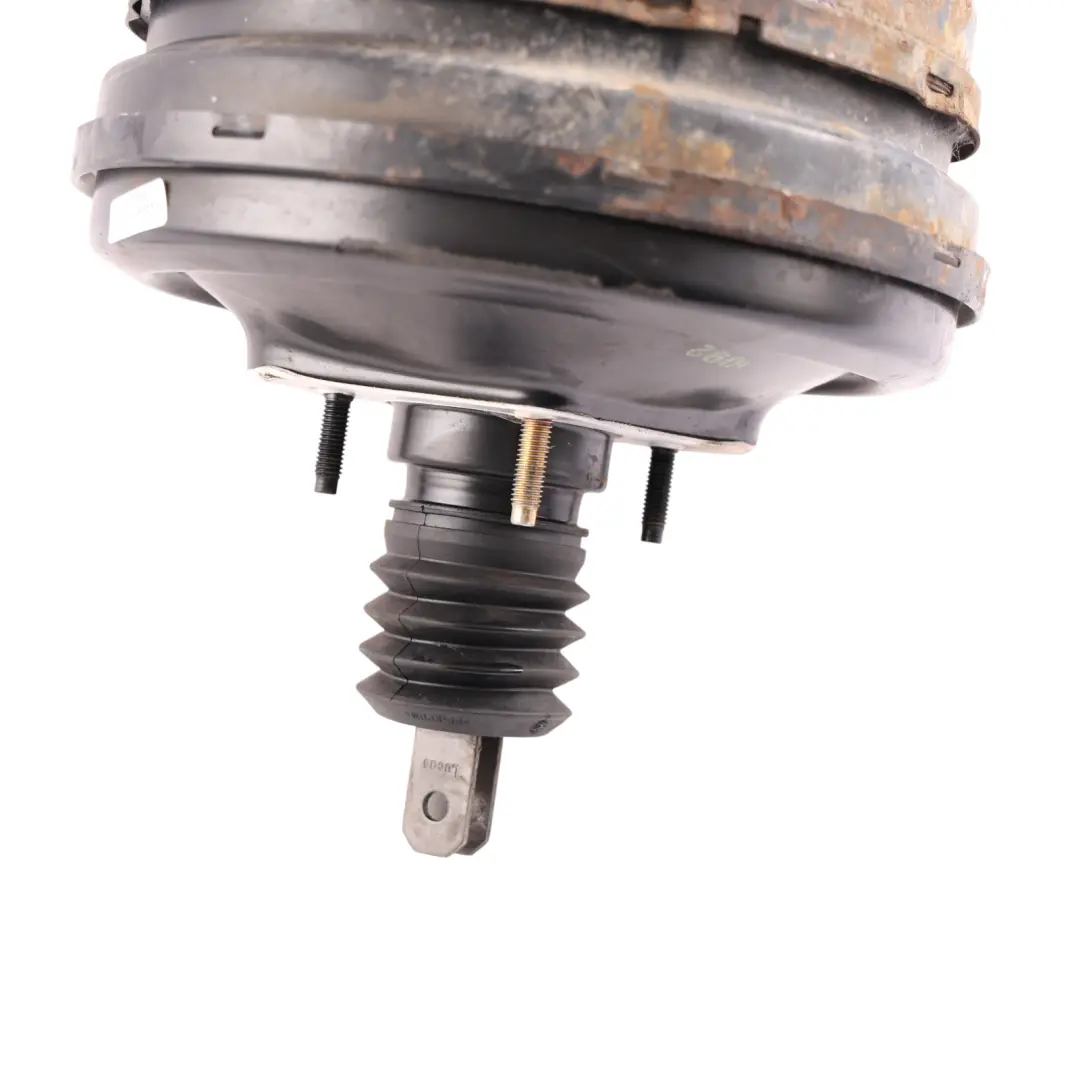 Brake Servo & Master Cylinder to Land Rover Freelander L314 2.0 TD4 with Part number SJB000010 Land Rover Freelander L314 2.0 TD4 Brake Servo & Master Cylinder - SKU RHD-SJB000010 - Part number SJB000010