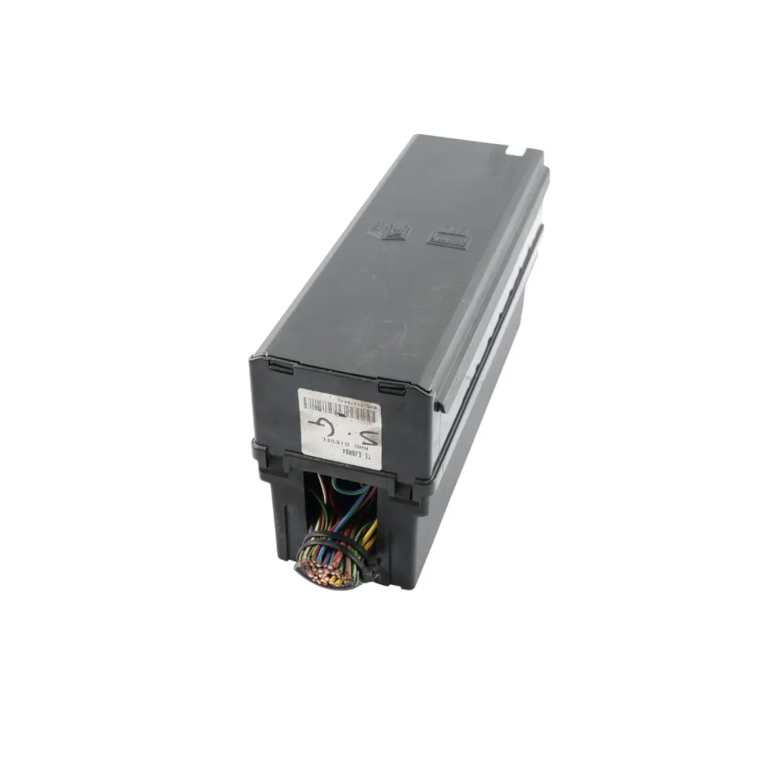 Land Rover Discovery 3 L319 Engine Fuse Box Control Unit Module - SKU RHD-YMB506400A - Part number YMB506400A