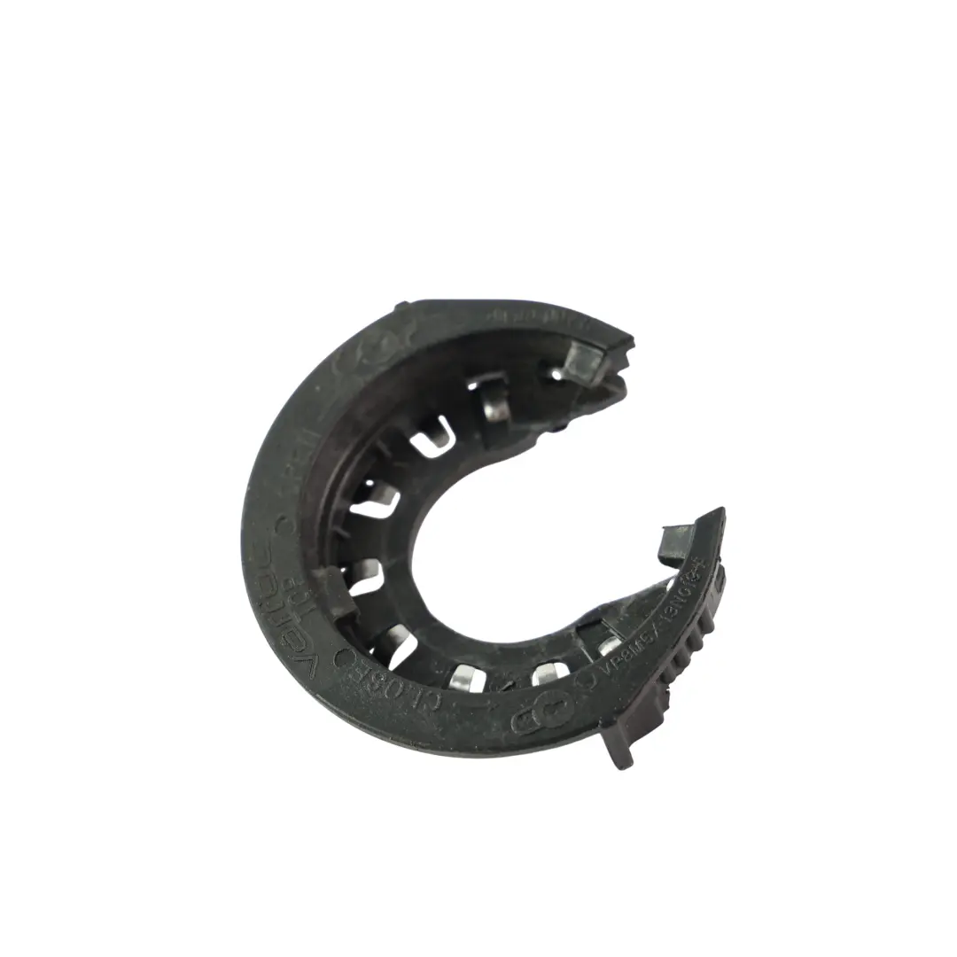 Range Rover Evoque L538 Support Anneau Retenue Ampoule - SKU VP8M5X-13N019-A - Numéro de pièce VP8M5X-13N019-A