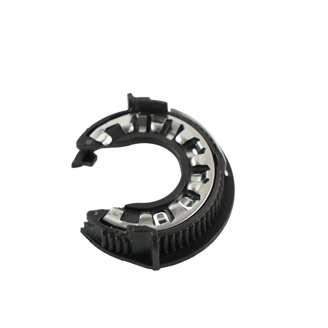 Anello Fermo Portalampada per Range Rover Evoque L538 con numero di parte VP8M5X-13N019-A Range Rover Evoque L538 Anello Fermo Portalampada - SKU VP8M5X-13N019-A - Numero di parte VP8M5X-13N019-A