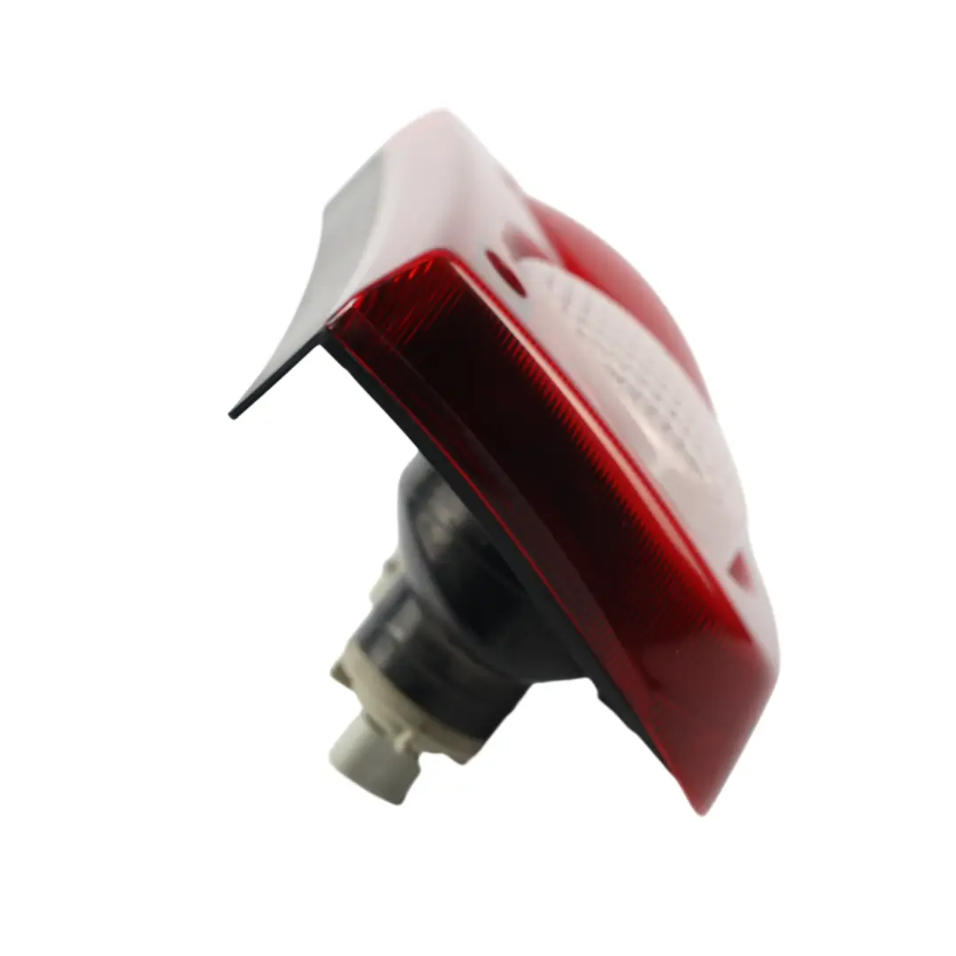 Land Rover Freelander L314 Heckleuchte Links Obere Lampe - SKU XFB500150 - Teilenummer XFB500150