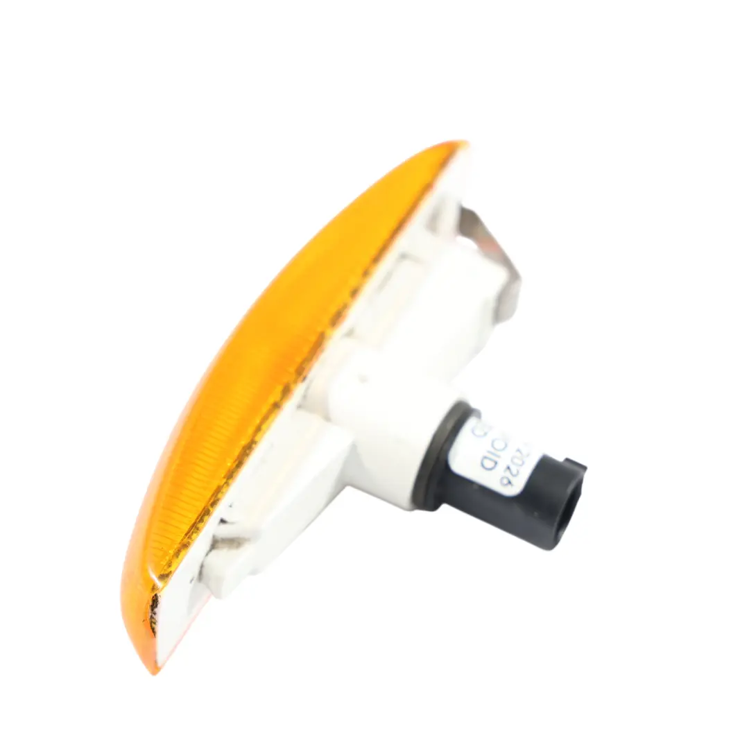 Indicatore Direzione Sinistro Destro per Land Rover Discovery 3 L319 con numero di parte XGB000073 Land Rover Discovery 3 L319 Indicatore Direzione Sinistro Destro - SKU XGB000073 - Numero di parte XGB000073