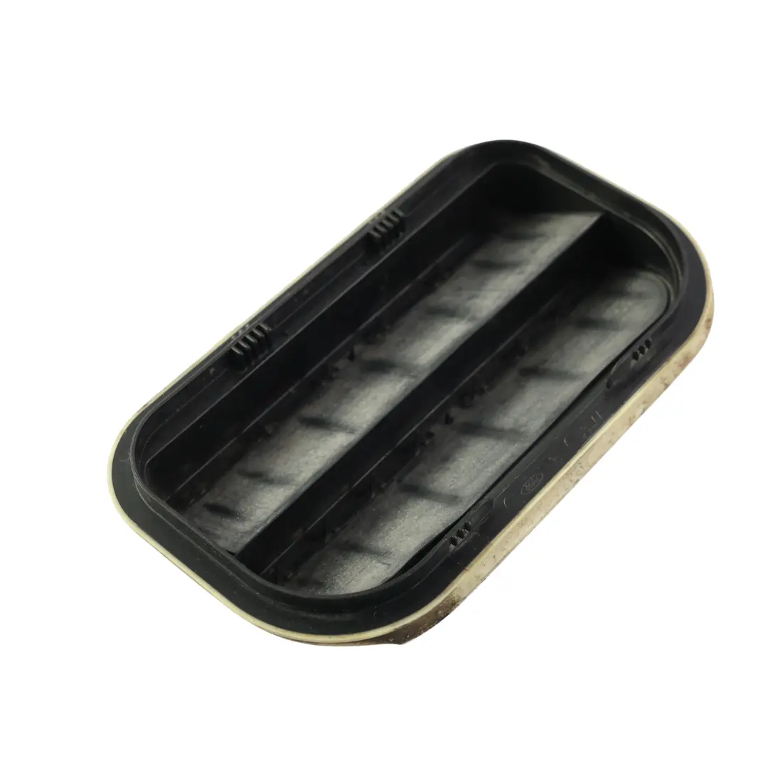 Ford Fiesta C394 Griglia Ventilazione Aria Pannello Posteriore - SKU YF1A-54280B62-AE - Numero di parte YF1A-54280B62-AE