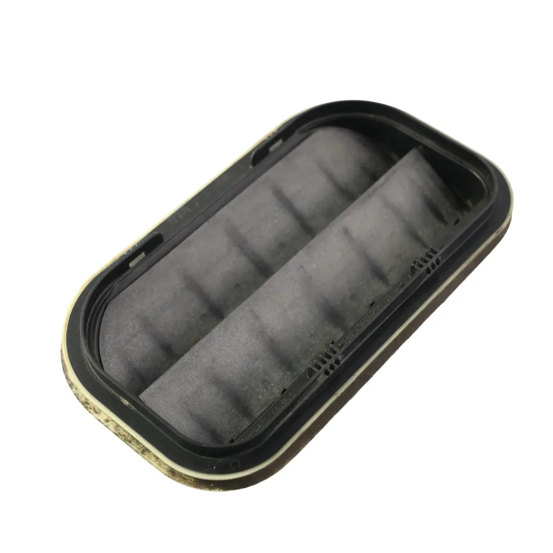 Ford Fiesta C394 Grille Ventilation Air Arrière - SKU YF1A-54280B62-AE - Numéro de pièce YF1A-54280B62-AE