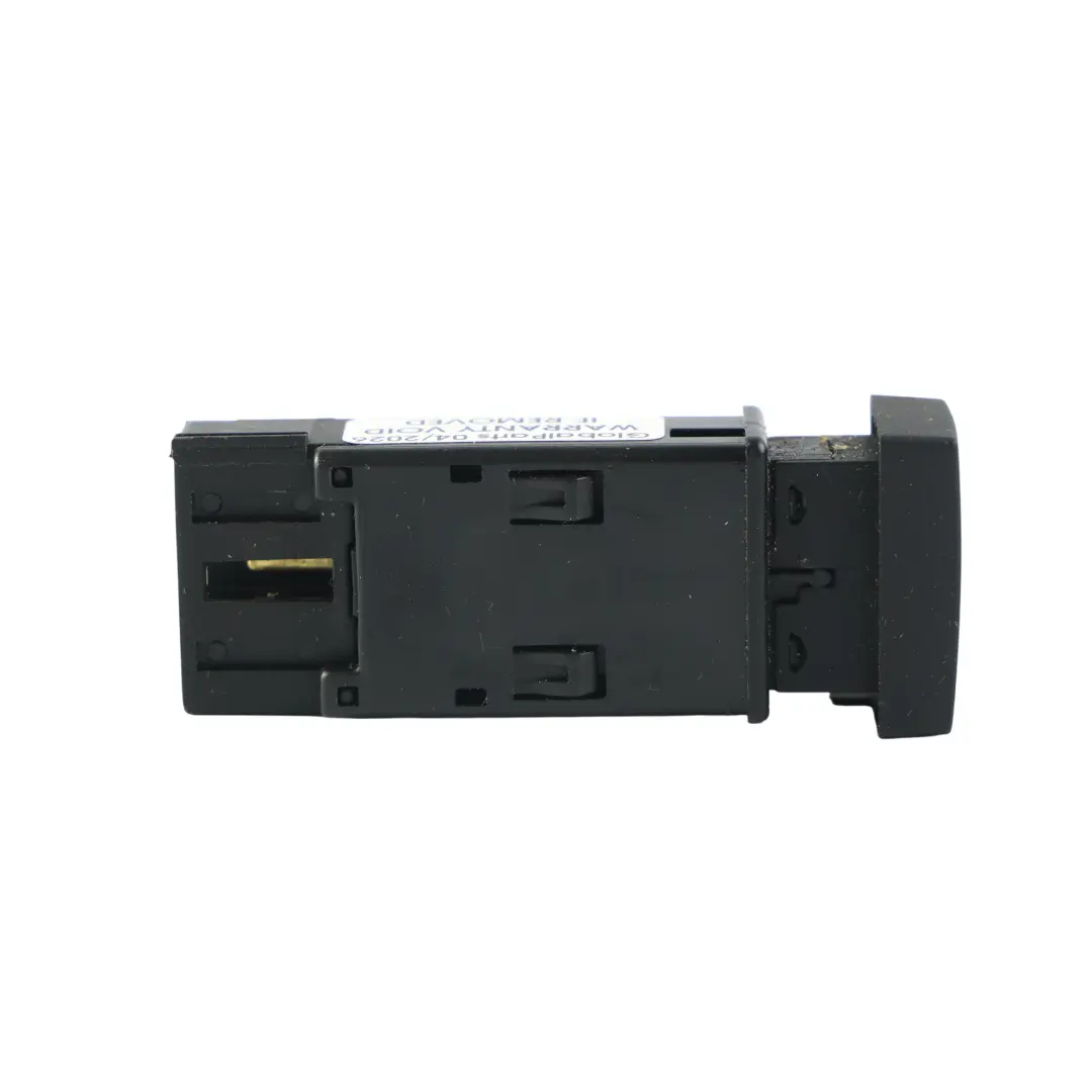 Interior Air Recirculation Switch Button to Land Rover Freelander L314 with Part number YUG500310PUY Land Rover Freelander L314 Interior Air Recirculation Switch Button - SKU YUG500310PUY - Part number YUG500310PUY
