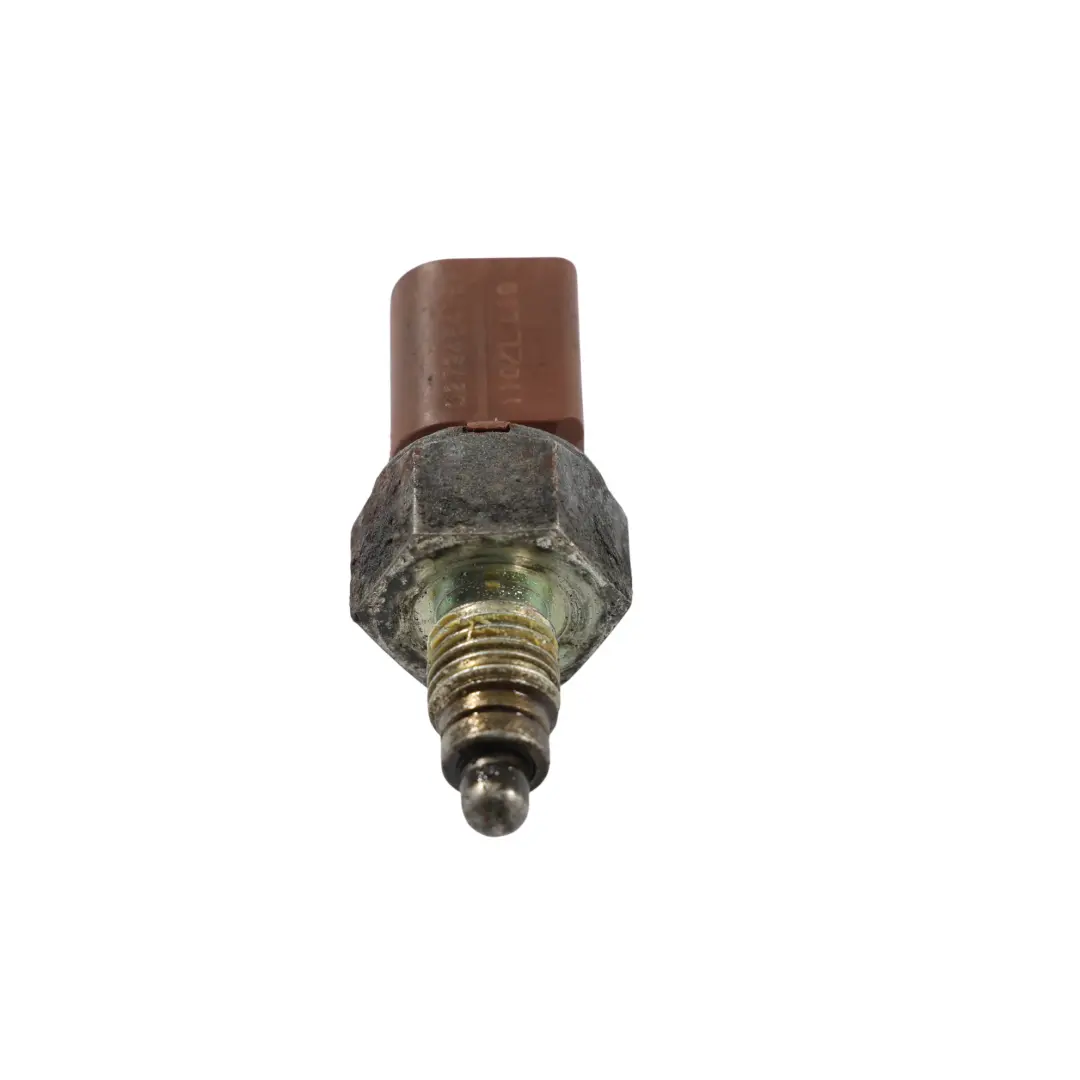 Sensor Interruptor Luz Marcha Atrás para Audi TT 8J A1 8X A3 8P con número de pieza 02T945415P Audi TT 8J A1 8X A3 8P Sensor Interruptor Luz Marcha Atrás - SKU 02T945415P - Número de pieza 02T945415P