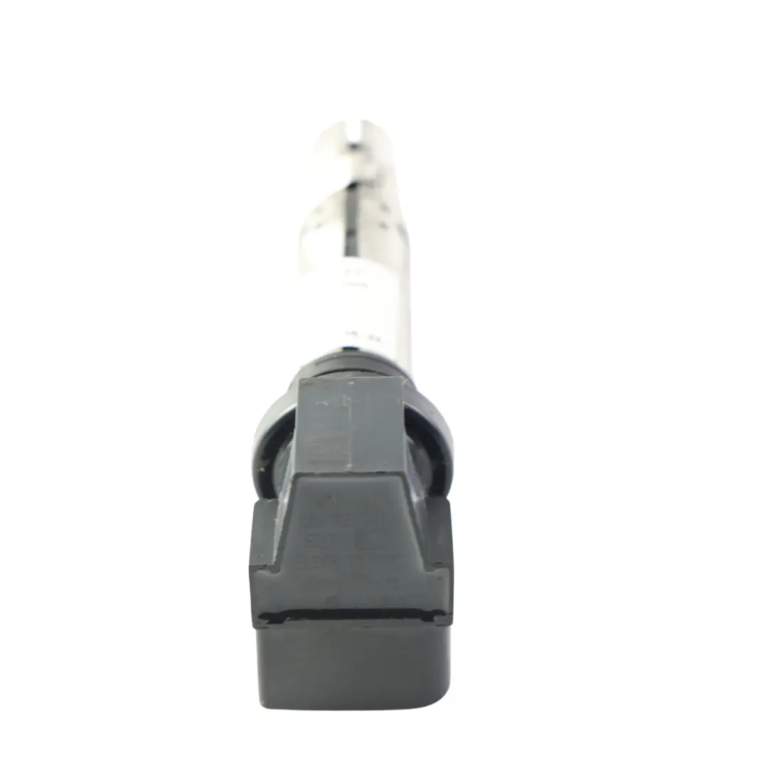 5K Passat 35 36 Ignition Coil to Audi A1 S1 8X A3 8P Volkswagen Golf with Part number 036905715H Audi A1 S1 8X A3 8P Volkswagen Golf 5K Passat 35 36 Ignition Coil - SKU 036905715H - Part number 036905715H