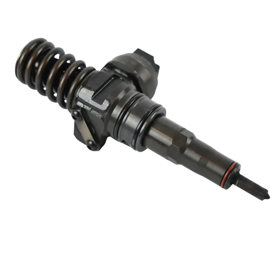 1F Injecteur Carburant Buse Injection 2.0 TDI pour Volkswagen Eos à propos du numéro de pièce 038130073BQ Volkswagen Eos 1F Injecteur Carburant Buse Injection 2.0 TDI - SKU 038130073BQ - Numéro de pièce 038130073BQ