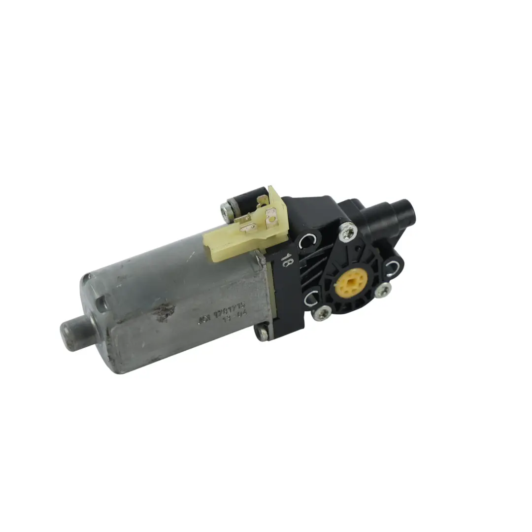 Moteur Contrôle Siège Avant Gauche pour Porsche Cayenne 92A Macan 95B à propos du numéro de pièce 0390203389 Porsche Cayenne 92A Macan 95B Moteur Contrôle Siège Avant Gauche - SKU 0390203389 - Numéro de pièce 0390203389